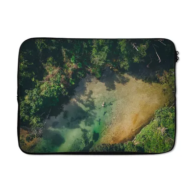 Produktbild von MuchoWow® Laptop Hülle 14 ZollSchwimmender Reisender in Queensland Laptoptasche - Laptoptasche - Stoßsicher - Schutzhaube