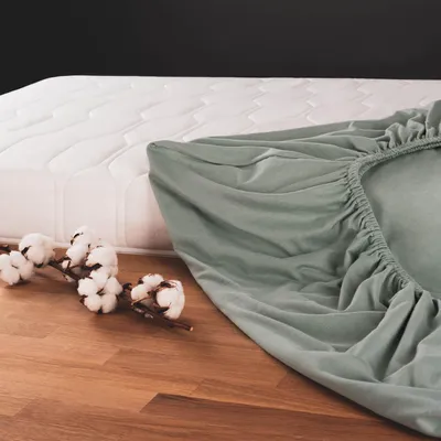 Produktbild von Blumtal Basics Spannbettlaken Topper 140x200cm Jersey - 100% Baumwolle Bettlaken  - Summergreen - Grün