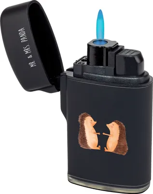 Produktbild von Mr. & Mrs. Panda sturmfeuerzeug Igel Liebe - Schwarz - Geschenk, Feuerzeuge, zigarettenanzünder, Freundin, Jahrestag, Gasfeuerzeug, Hochzeit, Feuerzeug, sturmfeuerzeuge