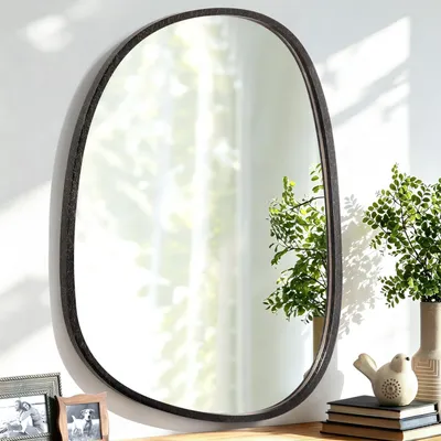 Image de Miroir mural asymétrique, forme ovale, cadre en bois, finition doré foncé, dimensions : 65 x 45 cm