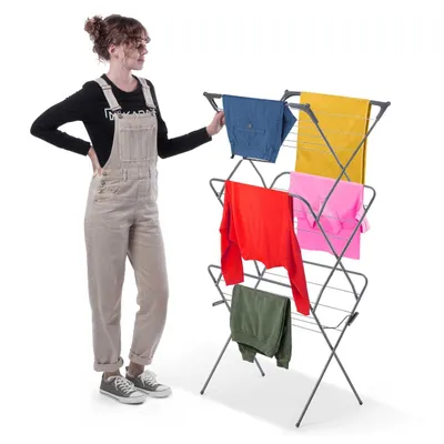 Image de Support à linge KADAX noir, étendoir à linge en acier avec revêtement par poudre, séchoir d'intérieur avec une surface de séchage de 15 mètres, équipé de pieds antidérapants