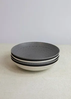 Image de Set de 4 bols à pâtes, 22 x 5 cm, relief gris-noir - KitchenCraft