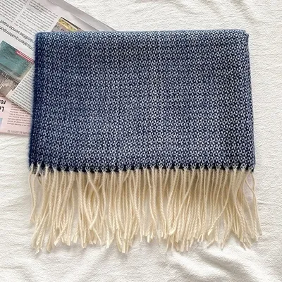 Produktbild von EL-11956 Schal in Blau – Vielseitig und Stilvoll KP11956