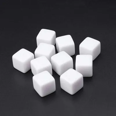 Produktbild von 12-teilige Set Acrylwürfeln für Partys