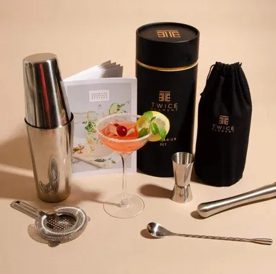 Produktbild von Famanu Cocktailset Boston-Shaker Set - Elegante Geschenkbox mit Rezeptbuch