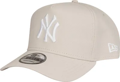 Produktbild von New Era 9Forty Snapback Trucker Cap - New York Yankees stone