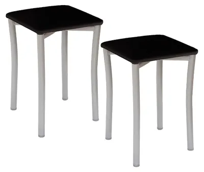 Image de ASTIMESA : Deux tabourets de cuisine avec pieds ronds et revêtus de similicuir noir.