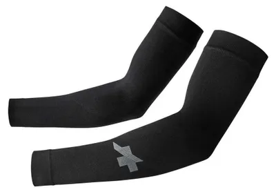 Produktbild von Assos 1/3 Uv Protector P1 Armwärmer Schwarz I Schwarz I