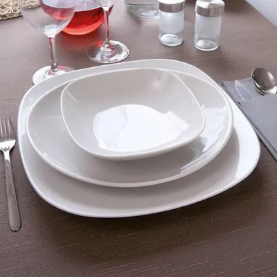 Immagine prodotto di Piatto fondo in porcellana bianca - L 21 cm - Danubio