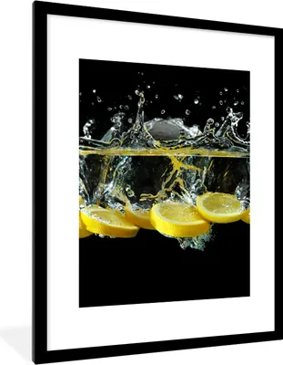 Produktbild von MuchoWow® Gerahmtes Poster Zitrone - Frucht - Gelb - Stilleben - Wasser 60x80 cm - Poster mit Schwarzem Bilderrahmen Wandposter Rahmen Foto Bilder - Wohnzimmer - Dekorationen - Prämie