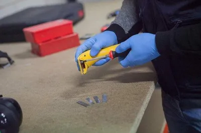 Produktbild von Famanu Vakuumschaber mit Staubabsaugung - Schwarz