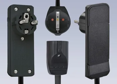 Produktbild von Verlängerung mit Flachstecker, 1,5 m Kabel, Schutzkontaktkupplung