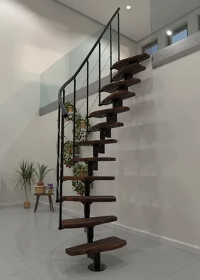 Produktbild von Minka Mittelholmtreppe Nizza 35 - 293,8cm Geschosshöhe Walnuss Schwarz