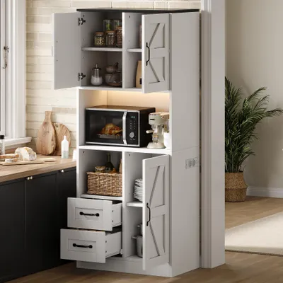 Imagen del producto de STILVORA: Armario alto con 3 puertas correderas tipo "granero" y 2 cajones. Armario de cocina con iluminación LED y enchufes. Armario de almacenamiento para salón y comedor
