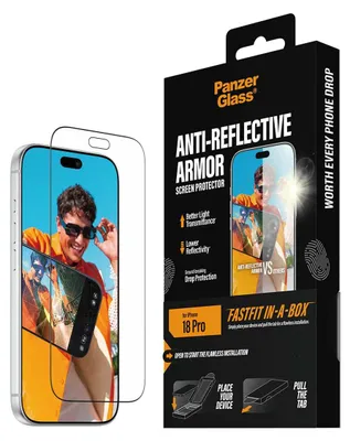 Immagine prodotto di Protezione per schermo PanzerGlass® antiriflesso, compatibile con iPhone 18 Pro, con sistema di applicazione FASTFIT integrato, Apple - iPhone 18 Pro, applicazione a secco, resistente ai graffi, resistente agli urti, trasparente, confezione da 1 pezzo