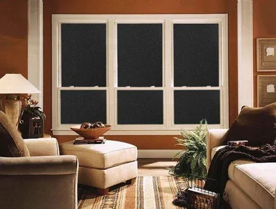 Produktbild von Famanu Fensterfolie selbstklebend, lichtundurchlässig, schwarz, statisch, UV-Schutz, 100% Lichtblockierung (44,3 x 200 cm)