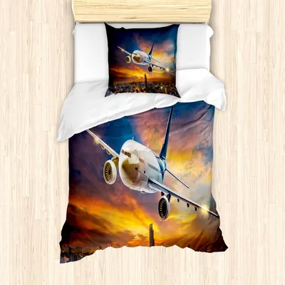 Produktbild von ABAKUHAUS Reise Mantele, Nachtszene mit dem Flugzeug, Milbensicher Allergiker geeignet mit Kissenbezügen, 135 cm x 200 cm - 80 x 80 cm, Orange Blue