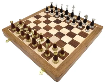 Produktbild von Casa Padrino Luxus Schach Set Braun / Beige / Silber / Gold 40 x 40 cm - Zusammenklappbares Holz Schachspiel - Holz Schachbrett mit Messing Schachfiguren - Luxus Deko Accessoires