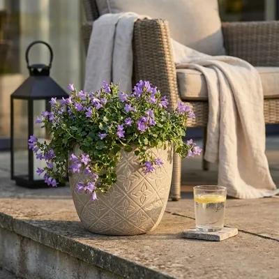 Immagine prodotto di Milani Home - vaso decorativo per piante in fibra sintetica, marrone, 18,2 x 18,2 x 16,2 cm, per interno esterno balcone e terrazzo