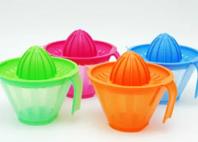 Obrázek produktu pro 1 x vymačkávač citronů, 9 x17 x 13,5 cm, náhodná barva