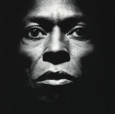 Zdjęcie produktu dla Miles Davis - Tutu (LP)