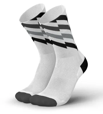 Produktbild von Incylence WAVES weiß/schwarz 39/42