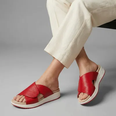 Produktbild von Damen Pantolette 9-27209-46-552 RED DEER von CAPRICE von Größe 36 bis 41