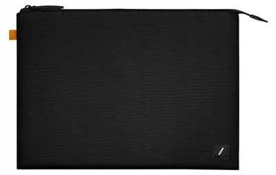 Zdjęcie produktu dla Native Union Stow Slim 16" Etui kieszeniowe na MacBooka Pro - Czarny