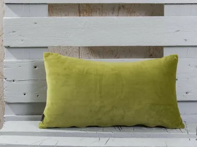 Produktbild von Pad Kissen SMOOTH Hellgrün Kissenhülle 25x50 samt Grün Kissenbezug Pad Concept
