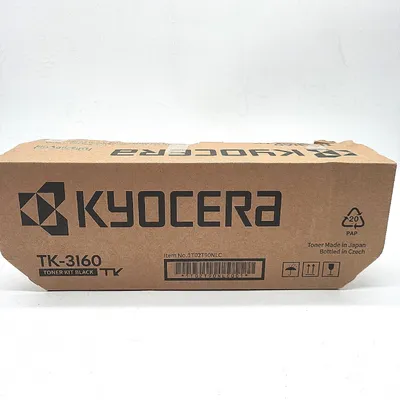 A cardboard box for a Kyocera toner kit.