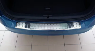Produktbild von Ladekantenschutz und Einstiegsleisten passend für VW Golf 7 Variant 2013-2016, Farbe:Silber
