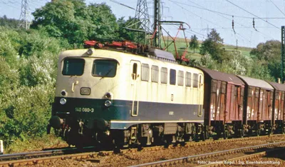 Produktbild von Piko E-Lok 140 beigeblau DB IV + DSS PluX22 51909