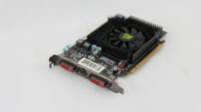 Produktbild von XFX Radeon HD4670 1GB GDDR2 SVideo/DVI PCI-E Grafikkarte HD-467X-ZD HD-467X-ZDQ2