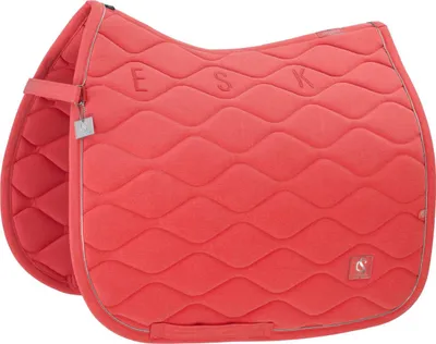 Immagine prodotto di Eskadron Dressage Saddle Pad Denim Classic Sports FS25 Saddle Pad Coral Blossom DL