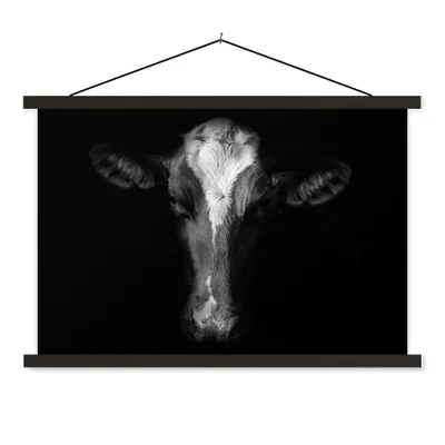 Produktbild von MuchoWow® Textilposter Kuh - Tiere - Schwarz 60x40 cm mit schwarzem Rahmen - Hölzernes