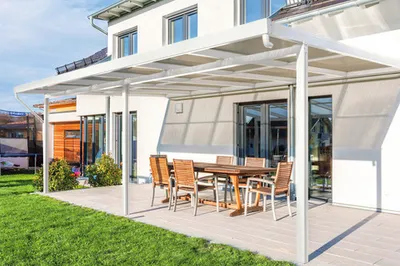 Produktbild von Terrassenüberdachung gutta Premium Acryl bronze 611 x 306 cm weiß