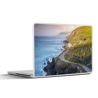 Produktbild von MuchoWow® Laptop Aufkleber Sticker Cover Küstenstraße in Irland 31x22.5 cm - Laptop-Deko