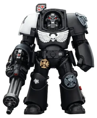 Zdjęcie produktu dla Figurka z serii Warhammer 40,000: Terminator Raven Guard 3 z pęściową bronią i karabinem szturmowym, 14 cm