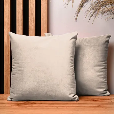 Produktbild von MG Design 2er Set Kissenbezüge 30 x 30 cm in Beige - mit Reißverschluss, samtig-weich mit dezentem Schimmer, pflegeleicht & langlebig