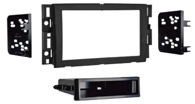 Immagine prodotto di Frontale per autoradio 2-DIN con vano portaoggetti, compatibile con diversi modelli GM/Suzuki