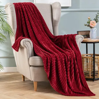 Zdjęcie produktu dla Elzusha - Miękki koc flanelowy w kolorze bordowym, 165x208 cm, idealny do sofy i łóżka