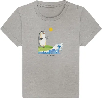 Produktbild von Mr. & Mrs. Panda Babyshirt Pinguin Surfer 0. - 6. Monat - Heather Grey - Geschenk, Urlaub, Kinder T-Shirt,  Baby, Oberteil, Motiviert, Optimistisch, Portugal, Hawaii