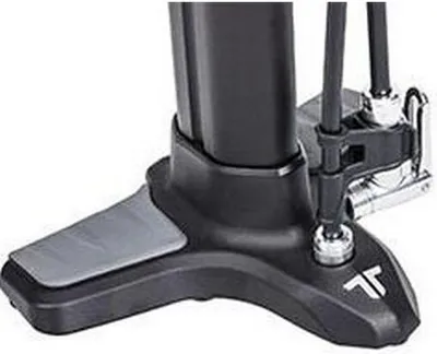Zdjęcie produktu dla Pompka podłogowa Topeak Joeblow Twin Turbo czarny czarny jeden rozmiar