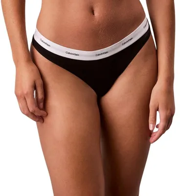 Zdjęcie produktu dla Calvin Klein Stringi czarne XL