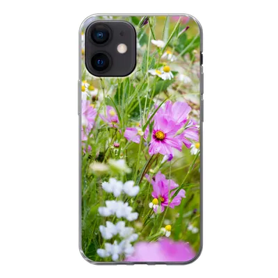 Produktbild von MuchoWow® Handyhülle Schutzhülle Hülle für iPhone 12 Blumen - Natur - Grün - Gras - Lila - Weiß Silikon Softcase Handy Hülle - Schutzhülle