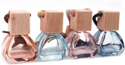 Obrázok produktu pre Štvorcové sklenené fľaštičky na parfum s dreveným viečkom – sada osviežovačov vzduchu do auta, 8 ml