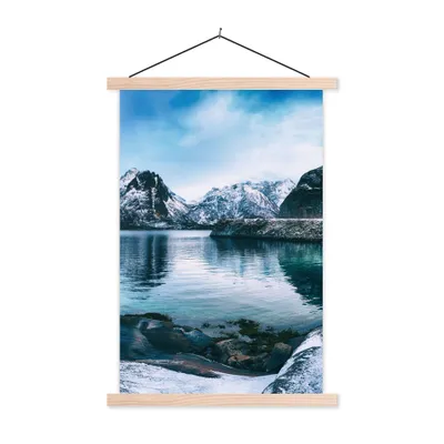 Produktbild von MuchoWow® Textilposter Wasser - Berge - Natur 40x60 cm mit holzfarbenen Rahmen - Poster