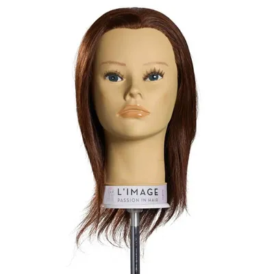 Produktbild von Trainingskopf Steffi, menschliches Echthaar, Haarlänge ca. 25 cm, Haarfarbe dunkelblond,