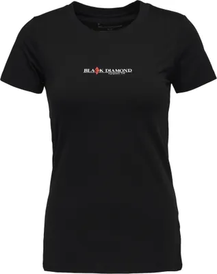 Schwarzes T-Shirt mit dem Schriftzug "Black Diamond" auf der Vorderseite.
