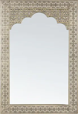 Produktbild von BELIANI Wandspiegel Gold 60 x 90 cm aus Metall mit schön detaillierten Verzierungen, originellen Ornamenten Robuste Verarbeitung Rechteckig Marokkanischer Stil